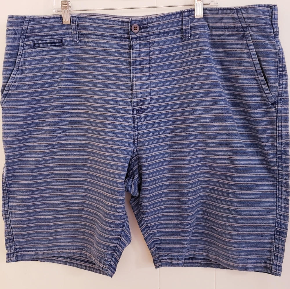 Lucky Brand Men Shorts Size 42 Blue Horizontal Stripe Flat front Cotton …